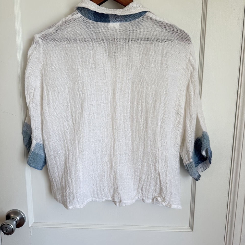 Marilu White Linen Button Up Sheer Blouse With Blue Accents - Picture 8 of 9